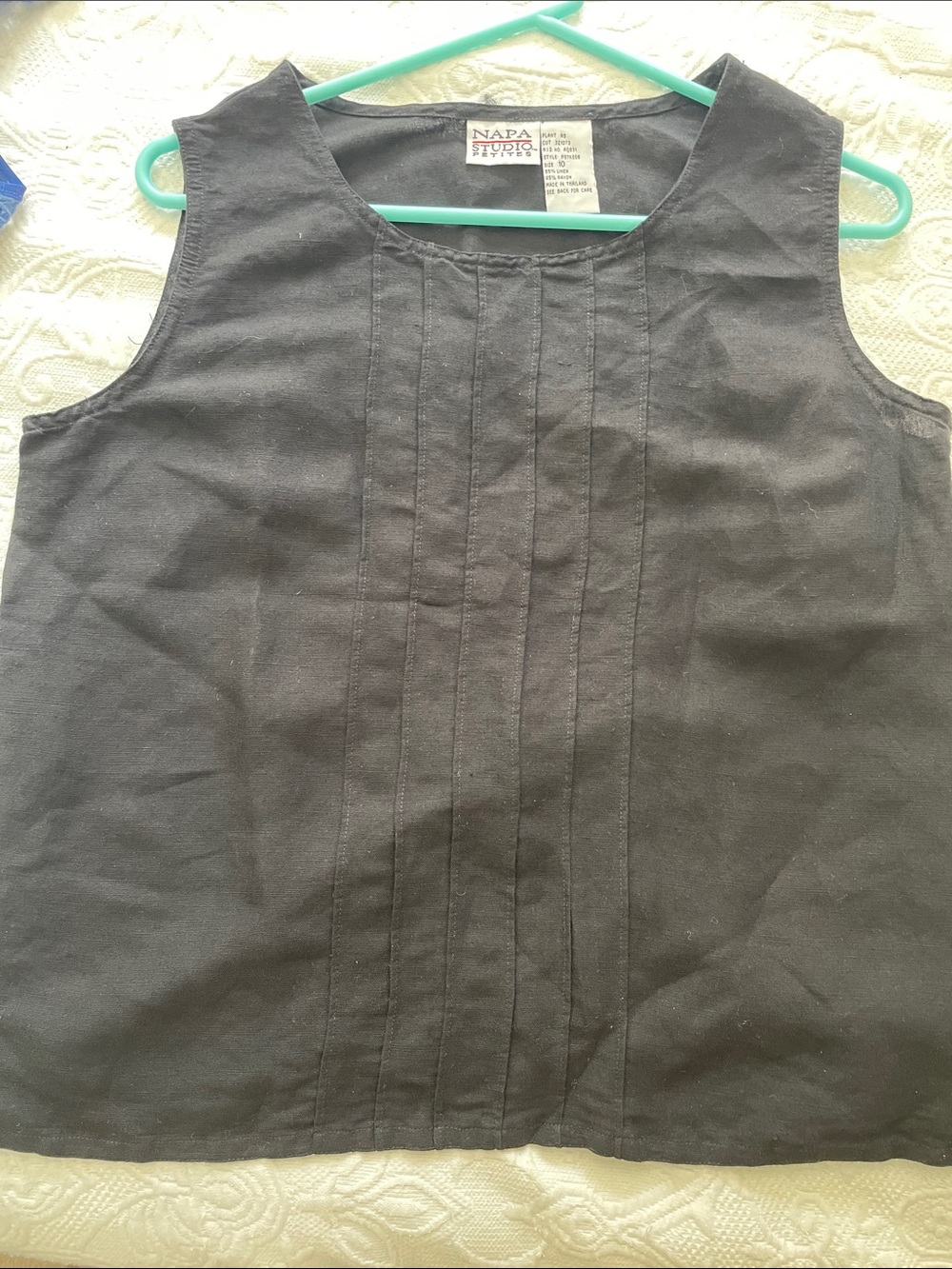 Napa Studio Black Sleeveless Pintuck Top